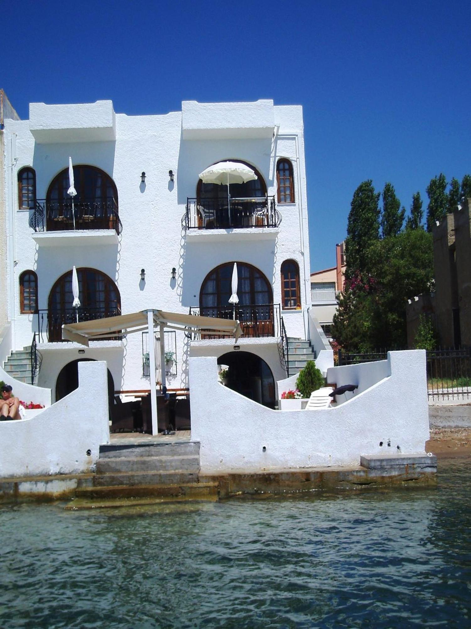 Villa Belmar Self-Catered Apartments Erétria Buitenkant foto